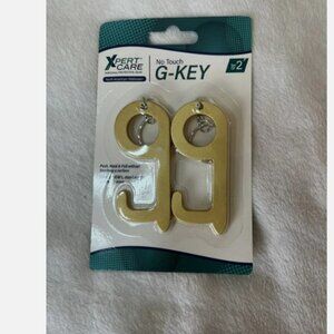 2 pieces No Touch Key Door Opener Tools Germ Free Contactless Keychain Set - NWT